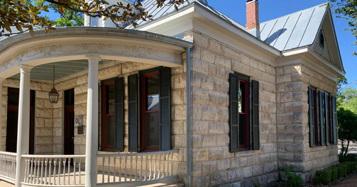 Exploring the Difference between Louvered and Bahama Exterior Shutters