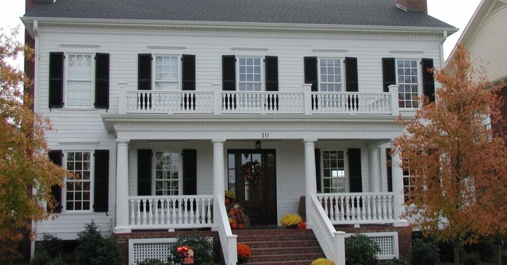 How To Choose the Right Shutter Hardware for Your Home